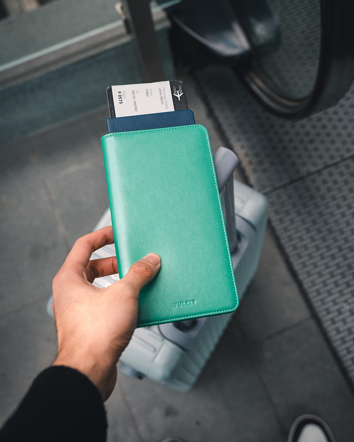 VULKIT Passport Holder Wallet RFID Blocking Travel Wallet for Men & Women