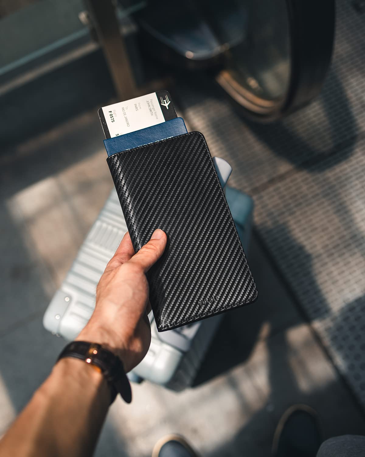 VULKIT Passport Holder Wallet RFID Blocking Travel Wallet for Men & Women