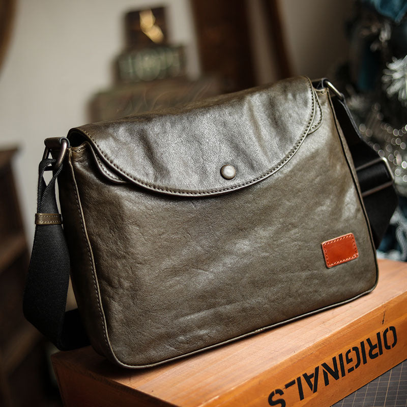 Leather Men's Commuting Crossbody Bag